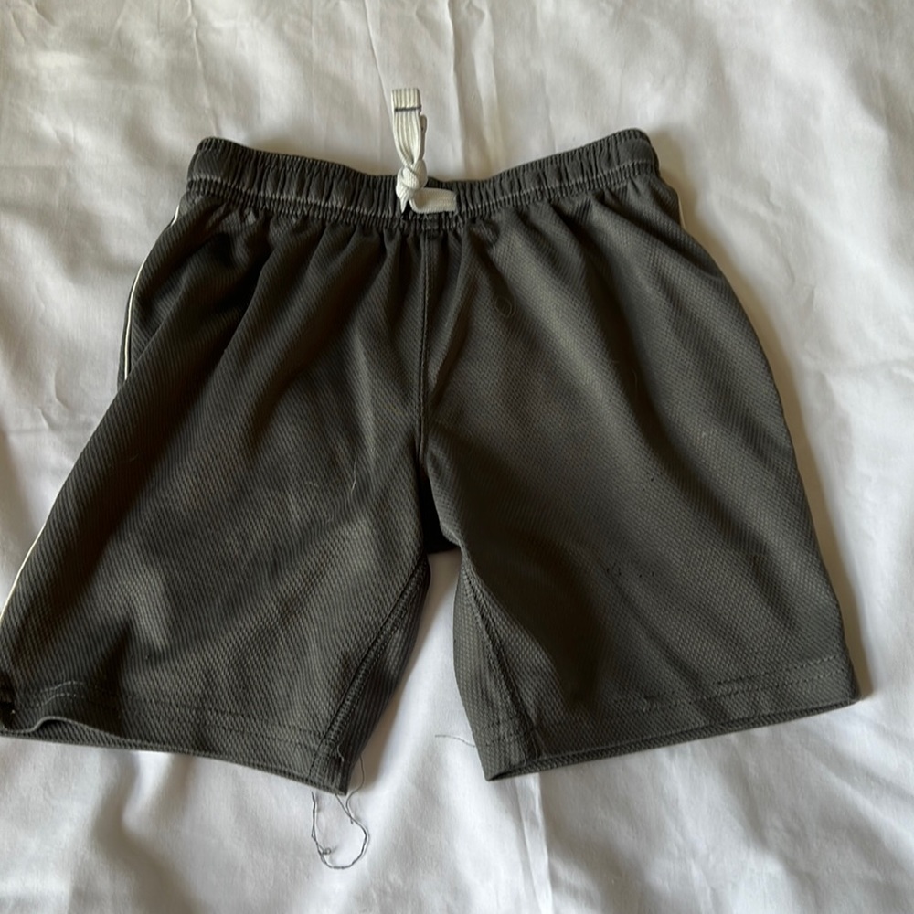 Carter’s 3T Shorts